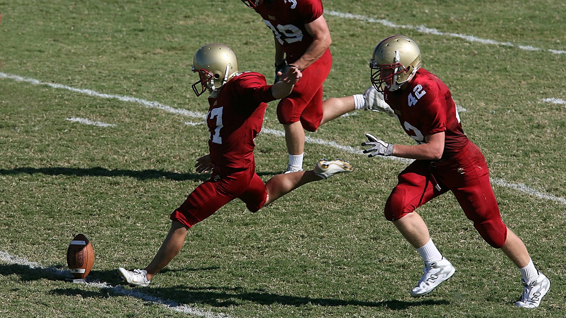 “青少年足球专项训练课程体系正式发布”，青少年足球训练方案