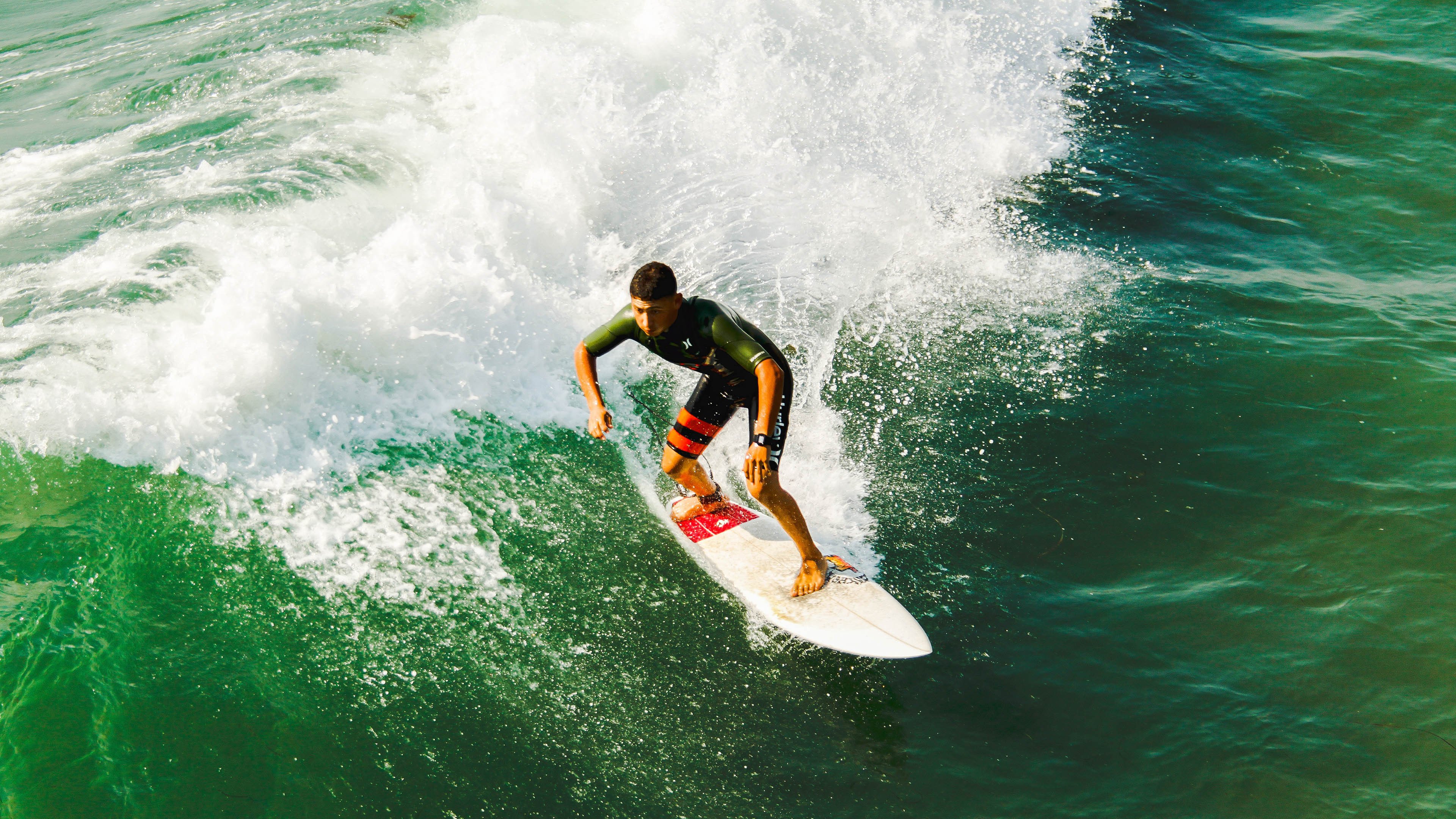 欧冠“黑马军团”:那些未被看好的球队逆袭成功,欧洲黑马球队
